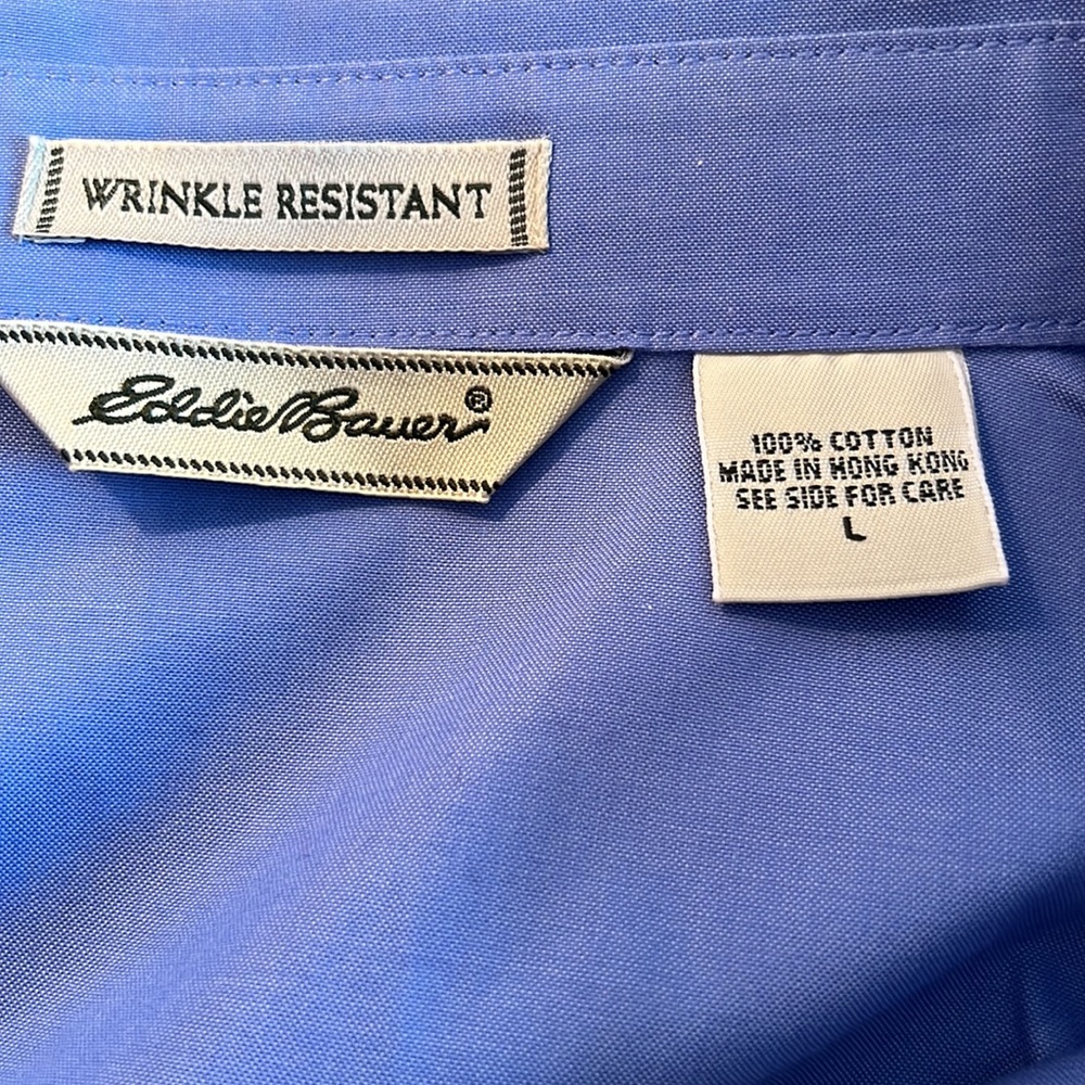 Eddie Bauer long sleeve dress shirt with adjustable buttons on cuff - Picture 5 of 5